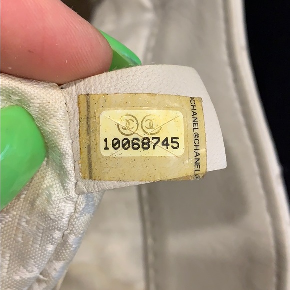 CHANEL BAG - Picture 5 of 5